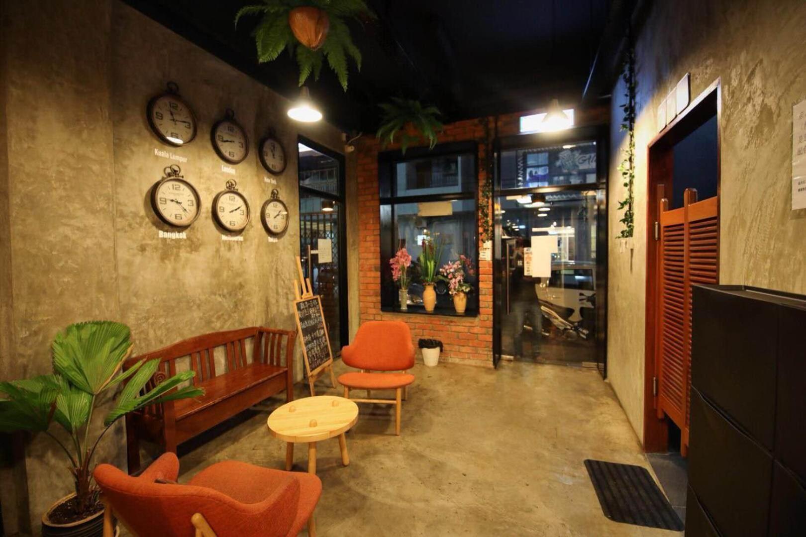 Cube Bed Station & Tours Sdn Bhd Hostel Semporna Bagian luar foto