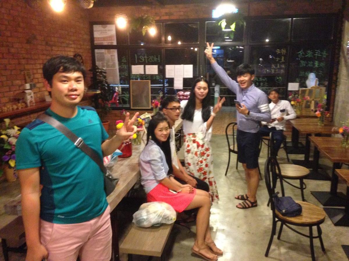 Cube Bed Station & Tours Sdn Bhd Hostel Semporna Bagian luar foto