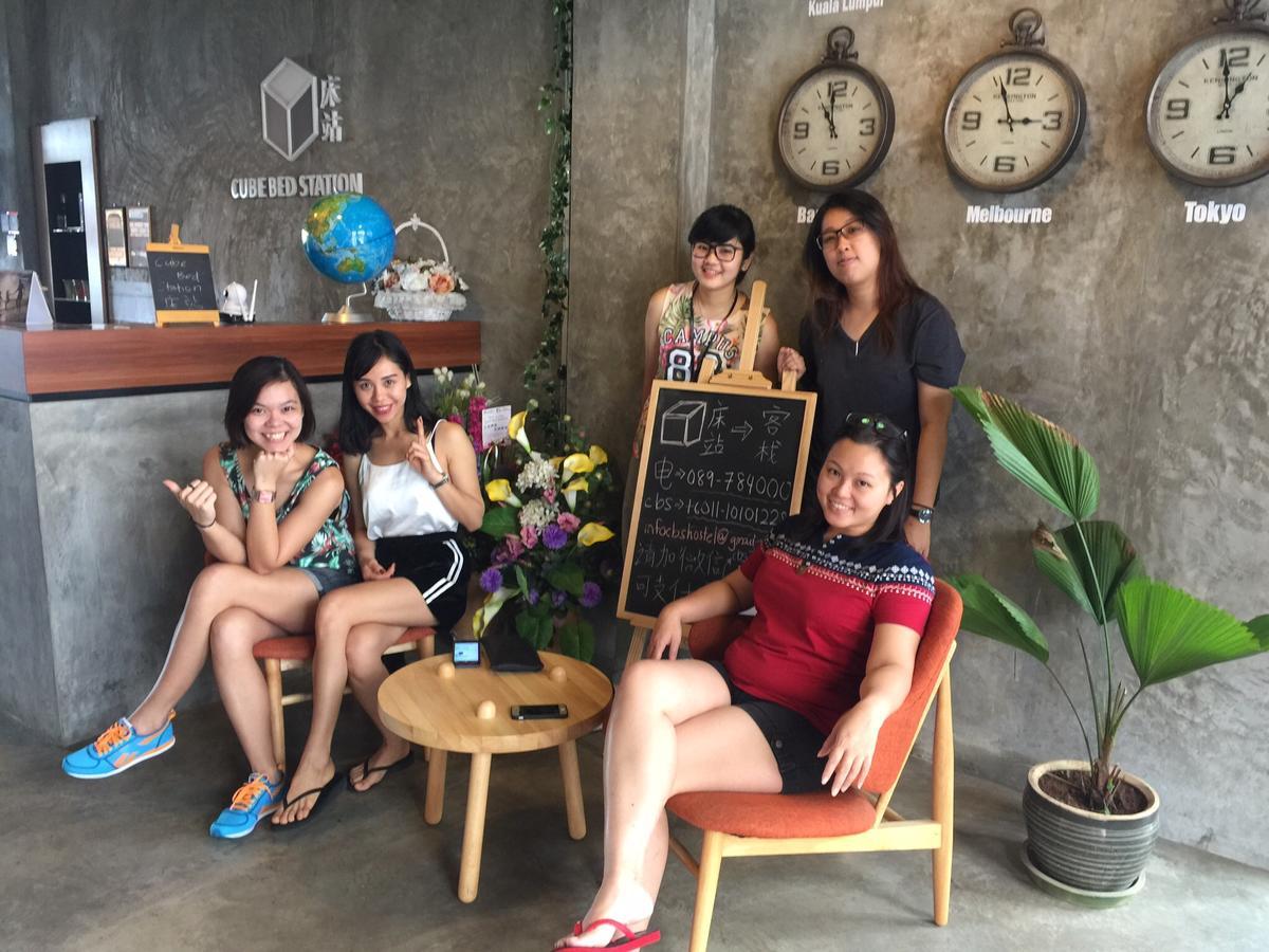 Cube Bed Station & Tours Sdn Bhd Hostel Semporna Bagian luar foto